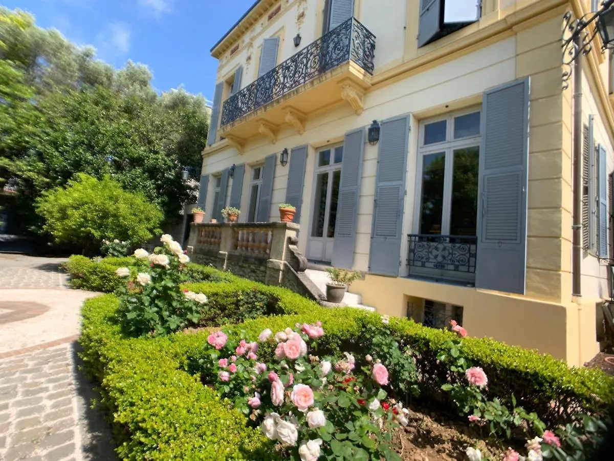 Villa Bret A Cannes 0*,  France